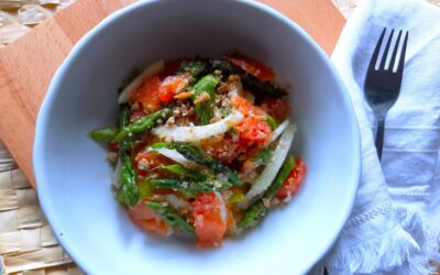 INSALATA DI ASPARAGI CRUDI AGLI AGRUMI